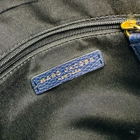 EUC Marc Jacobs Small Navy Blue Pebbled Leather Gotham Saddle Bag - Picture 15 of 15